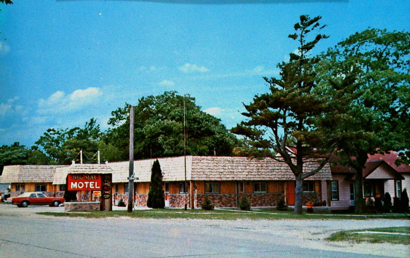 Big Mac Motel - Postcard Back (newer photo)